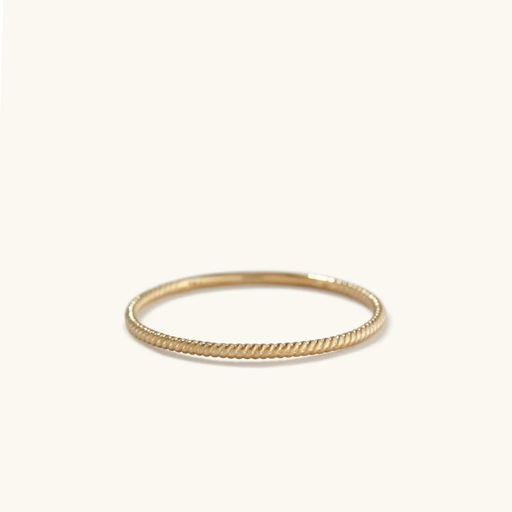 Twist Ring